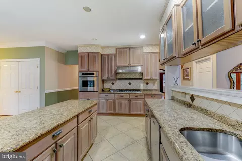 Kitchen - 105 Paulson Rd, Wrightstown, NJ 08562 photo 3 of 5
