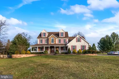Exterior - 105 Paulson Rd, Wrightstown, NJ 08562 photo 2 of 10