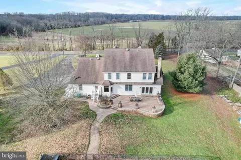 Exterior - 105 Paulson Rd, Wrightstown, NJ 08562 photo 8 of 10