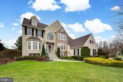 1 Emerson Dr, Cinnaminson, NJ 08077