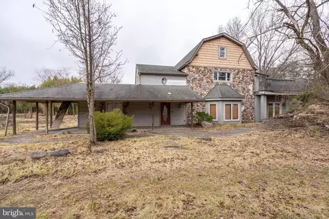 571 Elmwood Rd N, Marlton, NJ 08053