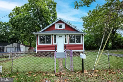 714 James Ave, Cinnaminson, NJ 08077