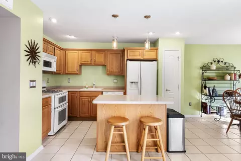 145 Castleton Rd, Riverside, NJ 08075 photo 19