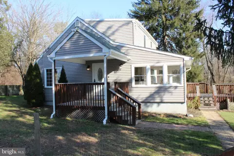 328 Church Rd, Medford, NJ 08055