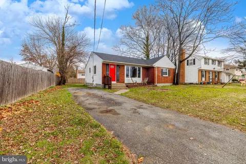 262 Hendrickson Ave, Beverly, NJ 08010 photo 2