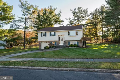200 Stephen Dr, Cinnaminson, NJ 08077 photo 3