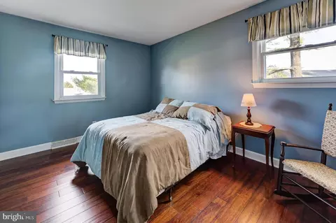 200 Stephen Dr, Cinnaminson, NJ 08077 photo 22