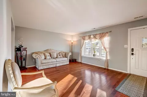 2 Sheffield Ct, Mount Laurel, NJ 08054 photo 8