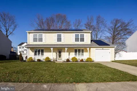121 Fox Hill Dr, Marlton, NJ 08053