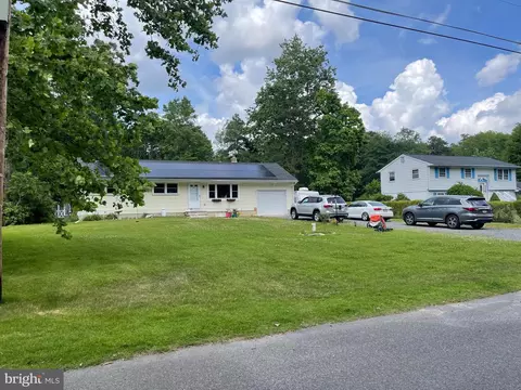 19 W Whitesbog Rd, Browns Mills, NJ 08015