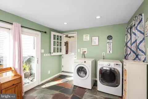 16 E Washington St, Riverside, NJ 08075 photo 8