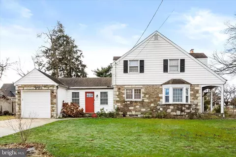 16 E Washington St, Riverside, NJ 08075 photo 17