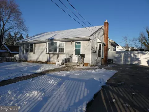 418 Lee Ave, Beverly, NJ 08010