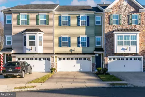 52 Keegan Ct, Marlton, NJ 08053