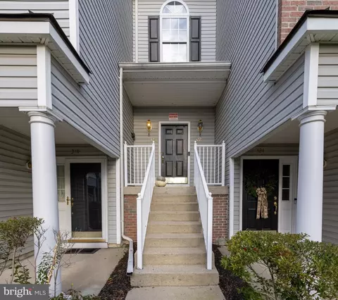 322 Lisa Way, Cinnaminson, NJ 08077