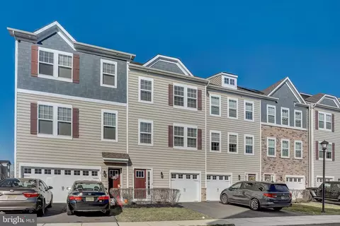 20 Rome Way, Mount Laurel, NJ 08054