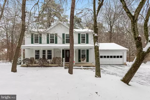 8 Jarrett Ct, Marlton, NJ 08053