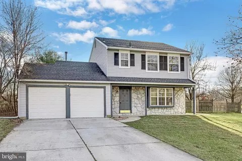 2 Sherry Ann Dr, Lumberton, NJ 08048