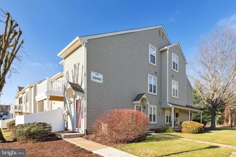 3907 Fenwick Ln # A, Mount Laurel, NJ 08054