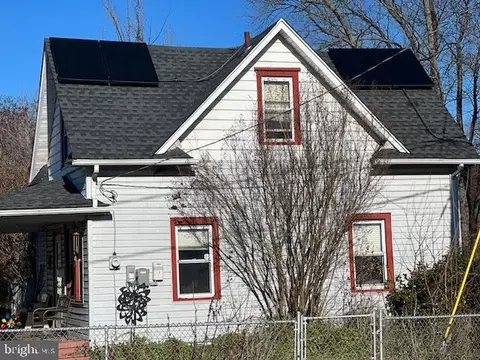 129 S Coles Ave, Maple Shade, NJ 08052 photo 2