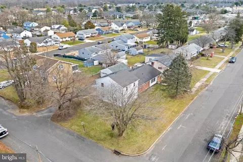 309 S Pine Ave, Maple Shade, NJ 08052 photo 3