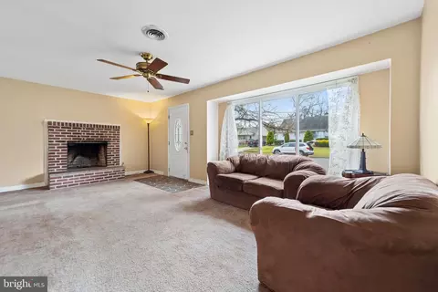 309 S Pine Ave, Maple Shade, NJ 08052 photo 7