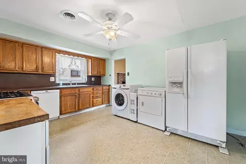 309 S Pine Ave, Maple Shade, NJ 08052 photo 27