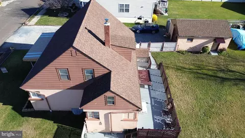 304 E Linwood Ave, Maple Shade, NJ 08052 photo 2
