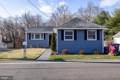 1604 Lake Ave, Burlington, NJ 08016