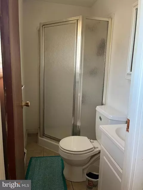 25 E Germantown Ave, Maple Shade, NJ 08052 photo 9