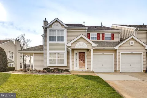6702 B Normandy Dr, Mount Laurel, NJ 08054