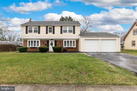 44 Harwick Ln, Willingboro, NJ 08046