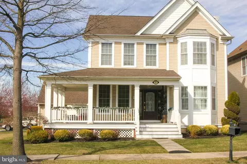 2 Sprague St, Chesterfield, NJ 08515