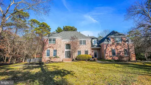 18 Elderberry Dr, Medford, NJ 08055