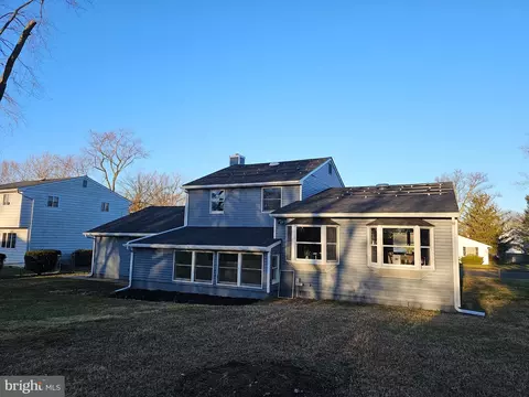 Exterior - 504 N Maple Ave, Maple Shade, NJ 08052 photo 3 of 7