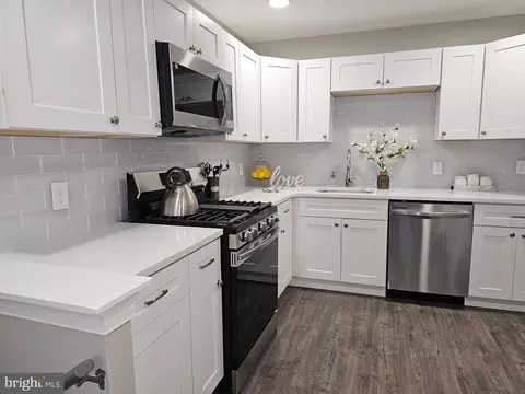 Kitchen - 504 N Maple Ave, Maple Shade, NJ 08052 photo 3 of 5