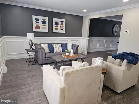 Living - 504 N Maple Ave, Maple Shade, NJ 08052 photo 4 of 7