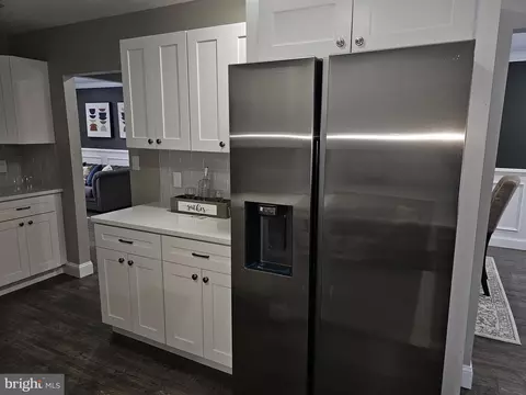Kitchen - 504 N Maple Ave, Maple Shade, NJ 08052 photo 2 of 5
