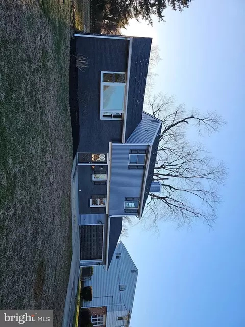 Exterior - 504 N Maple Ave, Maple Shade, NJ 08052 photo 7 of 7
