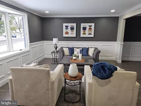 Living - 504 N Maple Ave, Maple Shade, NJ 08052 photo 3 of 7