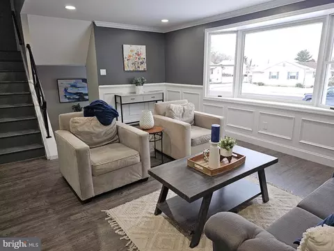 Living - 504 N Maple Ave, Maple Shade, NJ 08052 photo 1 of 7