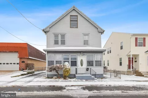 729 Bordentown Rd, Burlington, NJ 08016