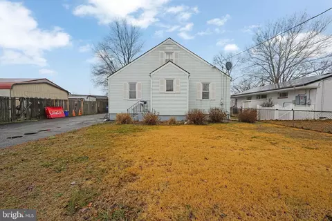 46 Pulaski Ave, Riverside, NJ 08075