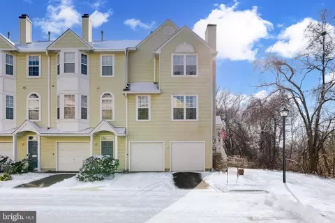 9406 Wrensong Ct, Palmyra, NJ 08065