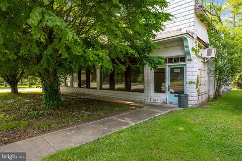 325 W Main St, Moorestown, NJ 08057