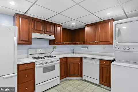 2 E Close, Moorestown, NJ 08057 photo 13