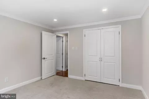2 E Close, Moorestown, NJ 08057 photo 18