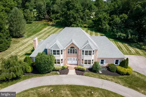 10 Roberts Dr, Westampton, NJ 08060