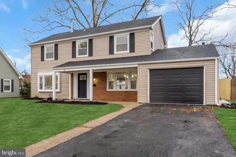 21 Buxmont Ln, Willingboro, NJ 08046