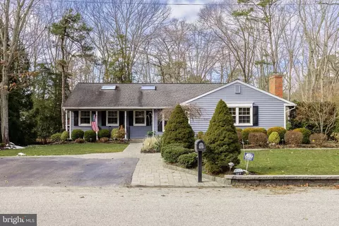 102 Nantucket Trl, Medford Lakes, NJ 08055